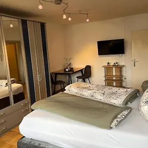 einzimmerwohnung-im-grunen-innsbruck-2-pax.innsbruckaustriahotels.com/